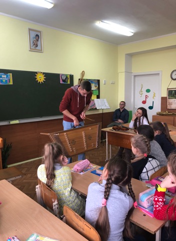 Андрій Аркуша розповідає про цимбали